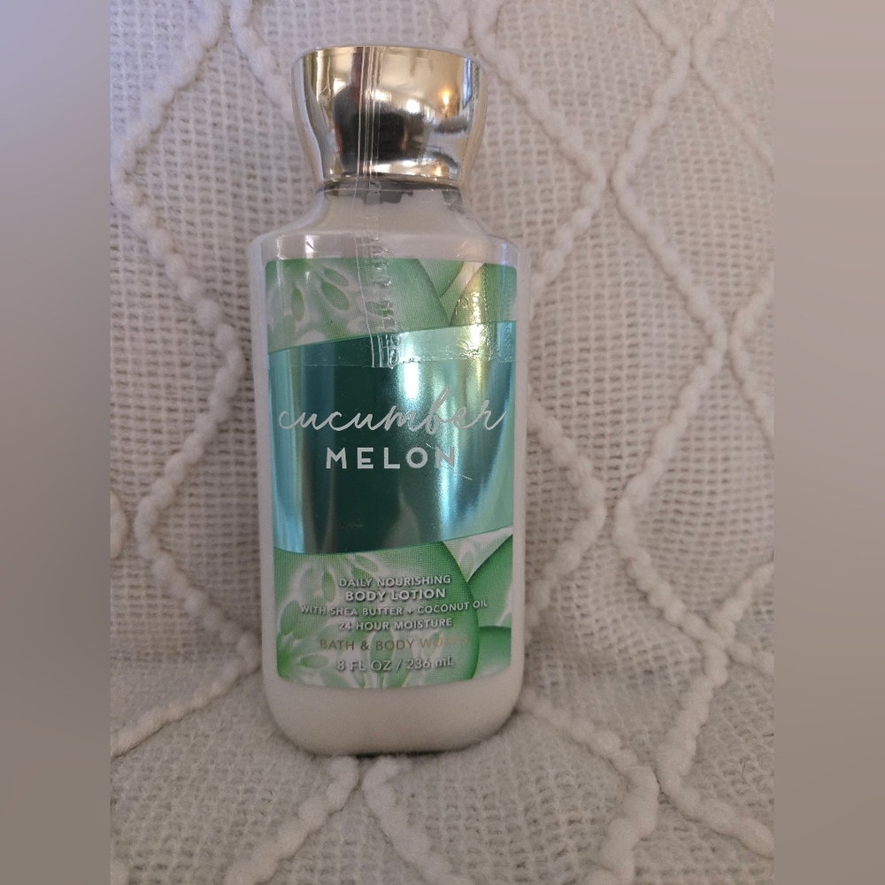 Daily Nourishing Body Lotion - White